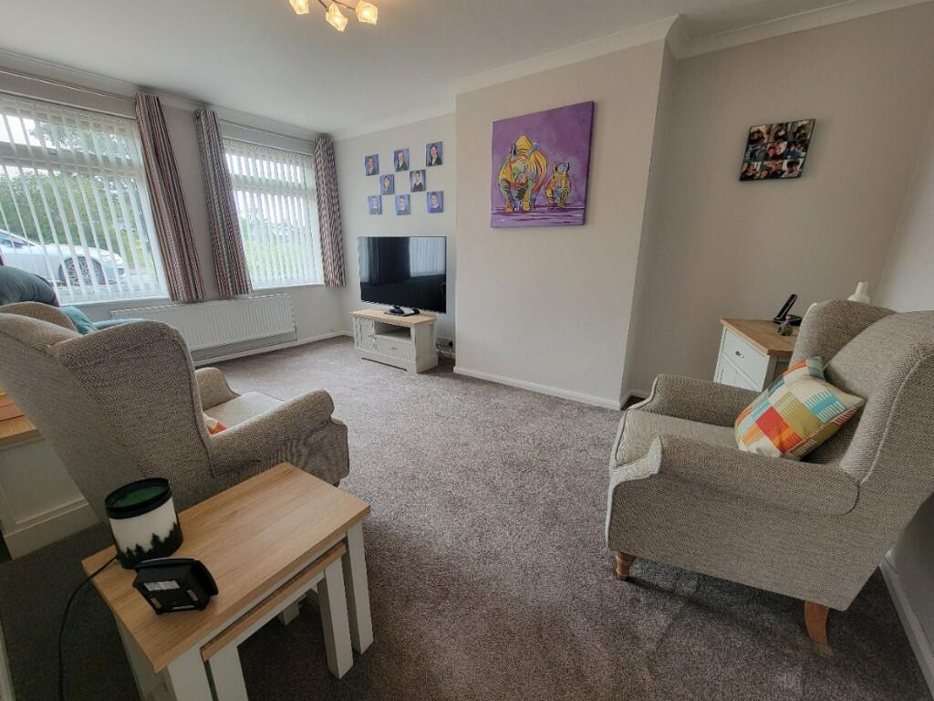 Lincoln Gardens, Claydon, Ipswich, Sufolk, IP6 photo 4