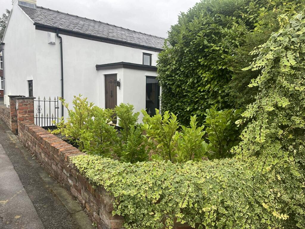Main image of property: Leyland Lane, Leyland, Lancashire, PR26