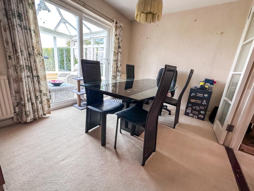 House in Swindon - View 4