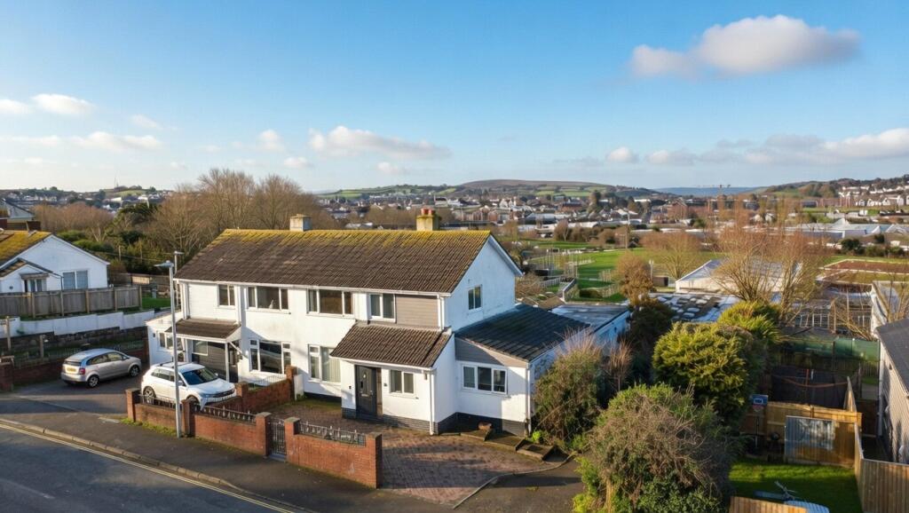 3-bed semi-detached on Chaddiford Lane, Barnstaple, Devon, EX31, £345,000