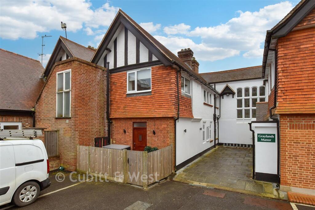 Main image of property: Langhurst Wood Road, Horsham, West Sussex