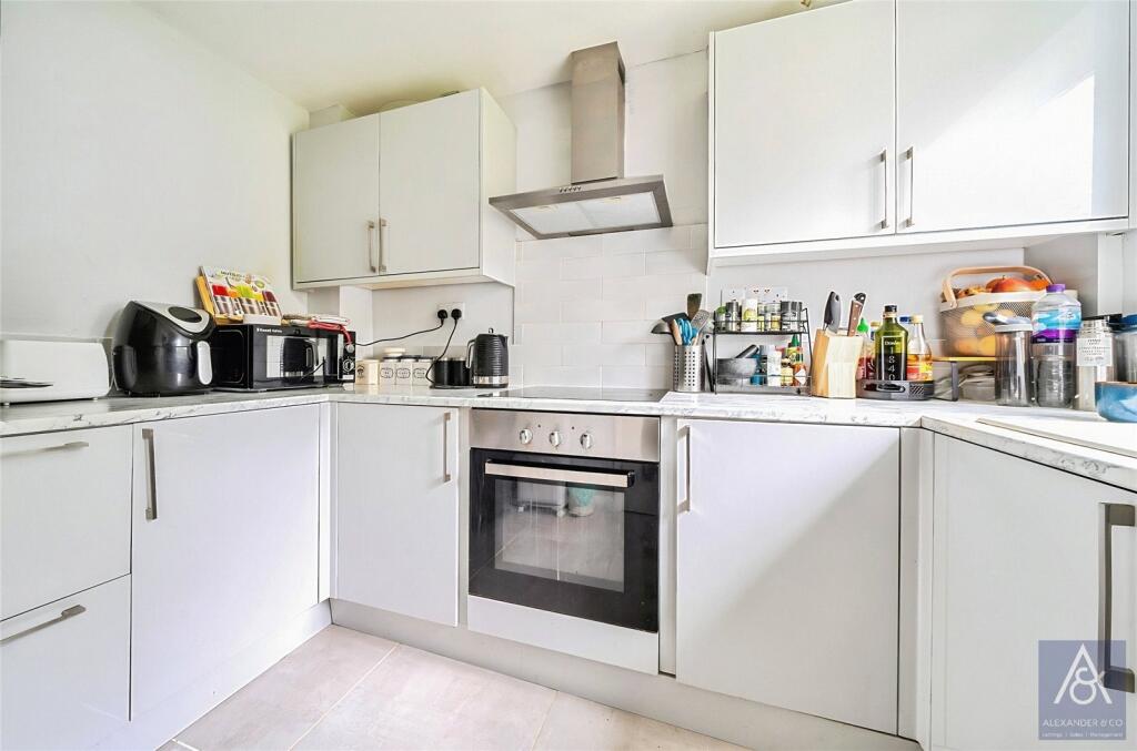 Main image of property: Meadow Gardens, Buckingham, Buckinghamshire