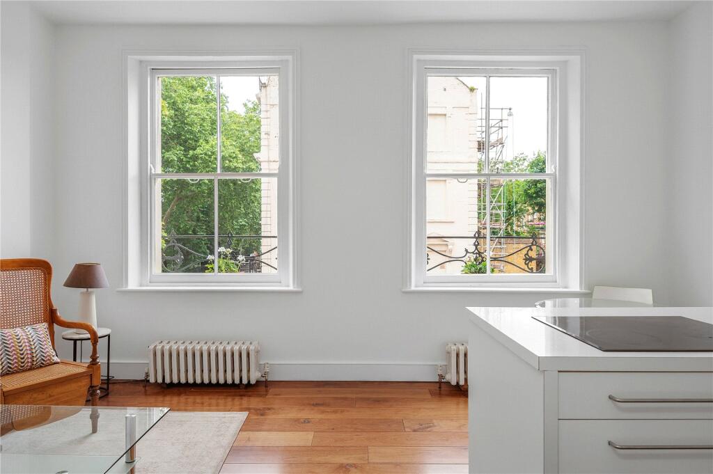 Apartment in London, London Borough of Islington - More