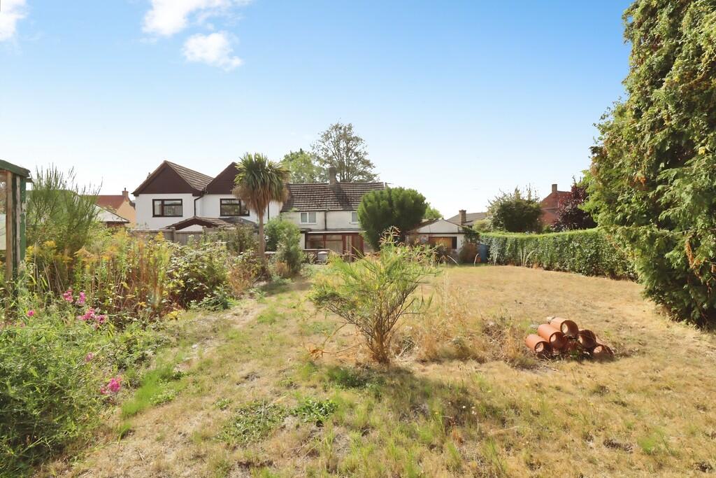 House in Lincoln - View 3