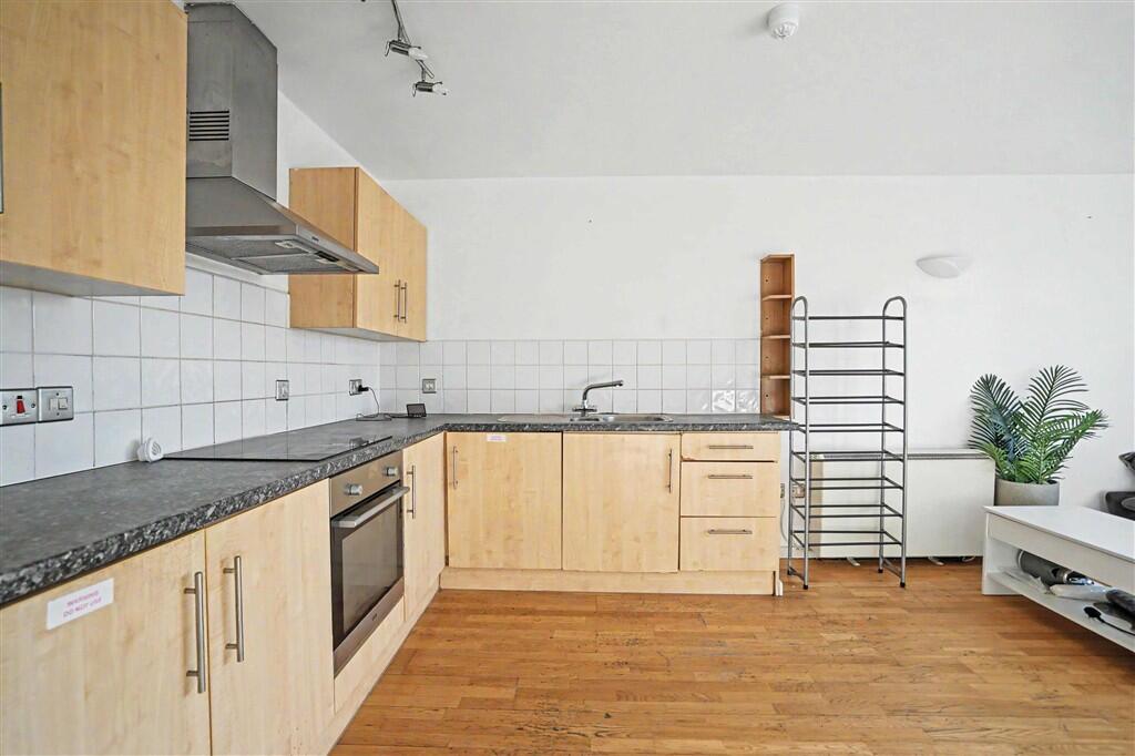 Apartment in London, Royal Borough of Greenwich - View 4