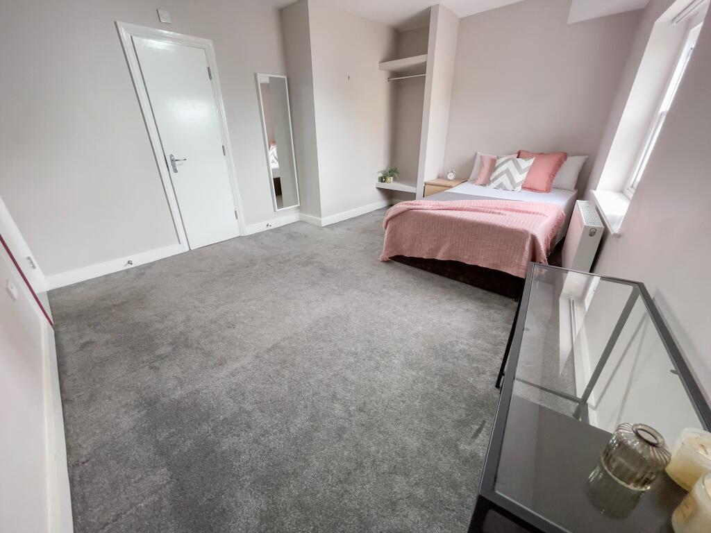 1 bedroom house share for rent