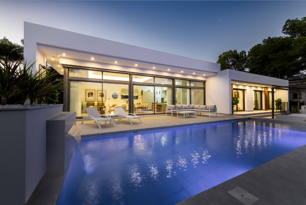 Main image of property: Pinar De Campoverde, Alicante, Valencia