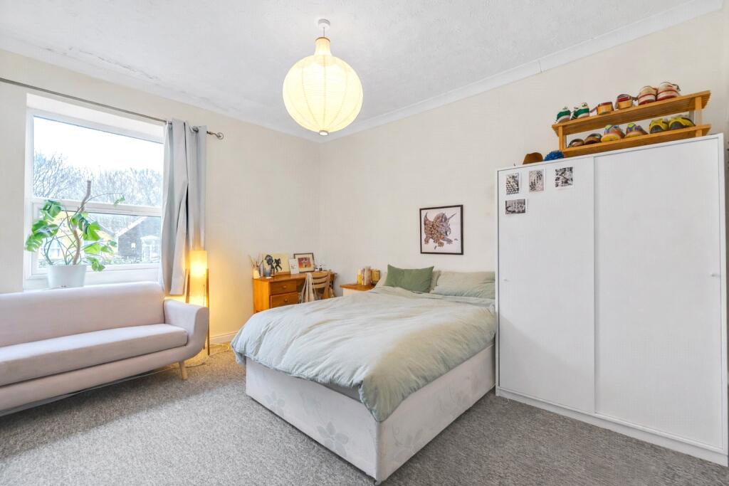 5 bedroom apartment for rent