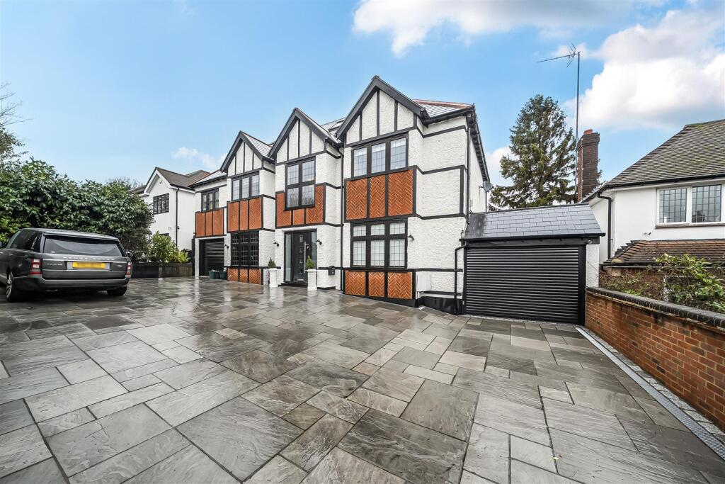 Main image of property: Knoll Rise, Orpington