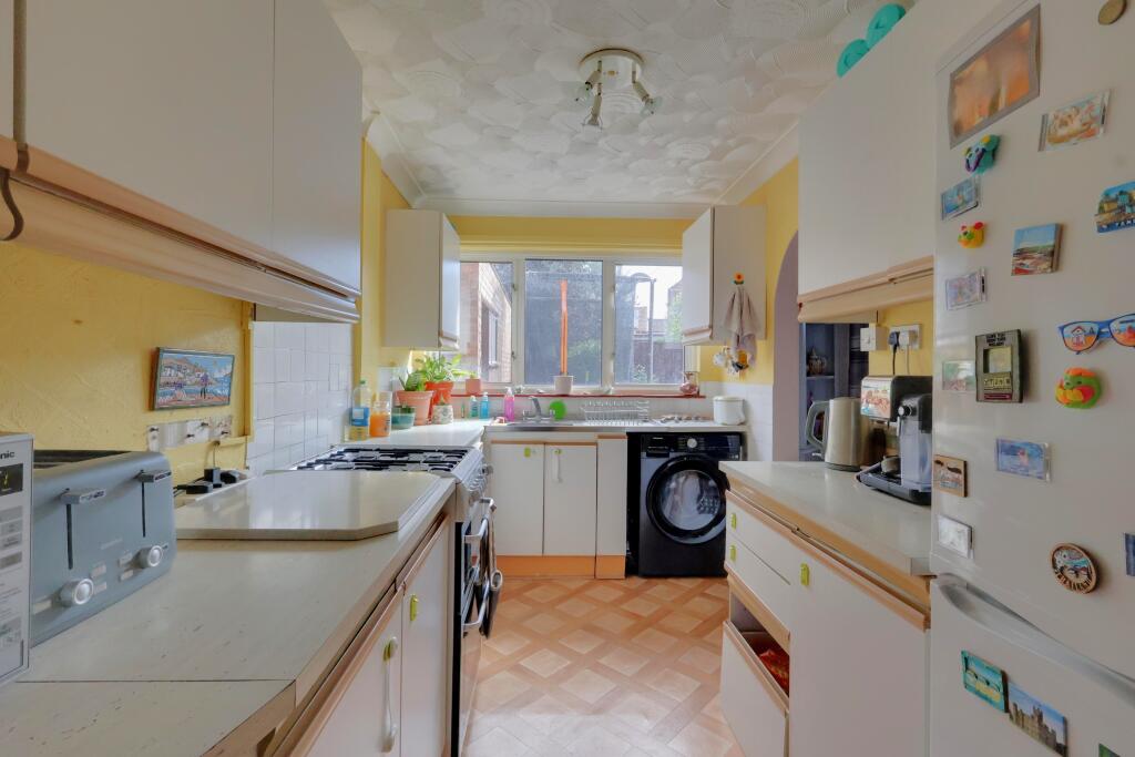 House in Havant, West Leigh - View 5