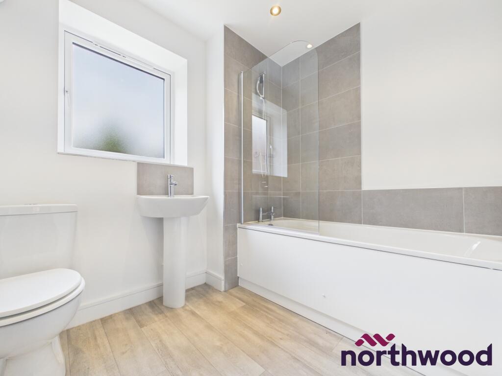 Apartment in Middlewich, Cheshire East - View 4