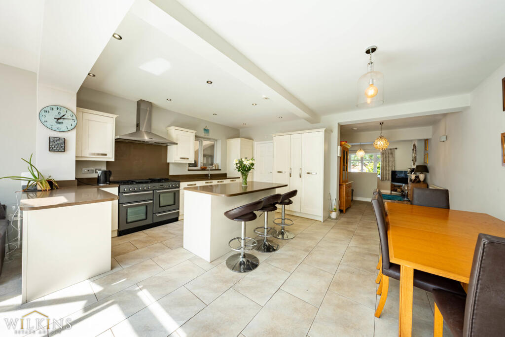 House in Tamworth, Staffordshire - View 5