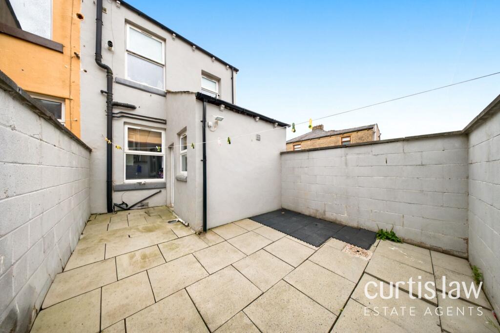 House in Blackburn - View 4