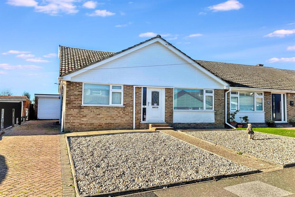 2-bed bungalow on Roman Way, St Margarets at Cliffe, CT15, £300,000