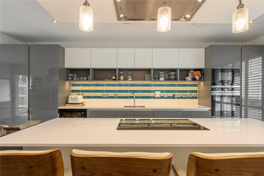 House in Cambridge, Ninewells, Cherry Hinton - View 3