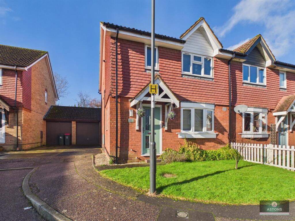 Main image of property: Chetwood Road, Bewbush Manor