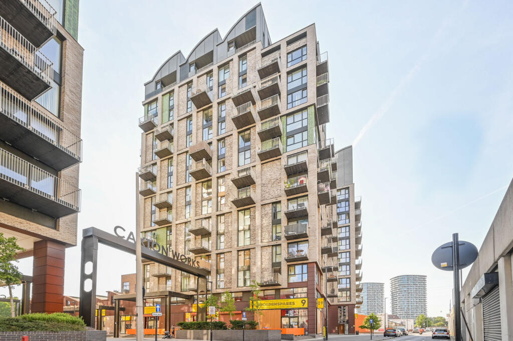 Main image of property: Thanet Tower, Canning Town, London, E16