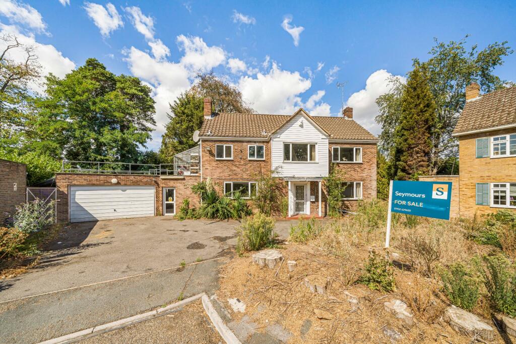 House in Weybridge - View 5