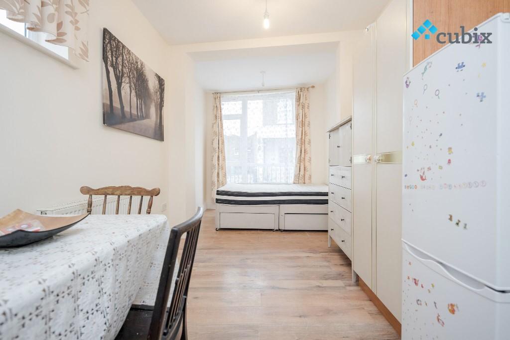 Apartment in London - View 2
