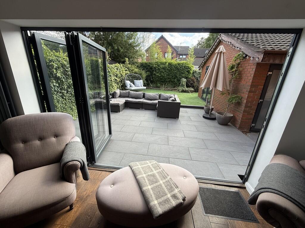 House in Stockport, Greater Manchester - View 4