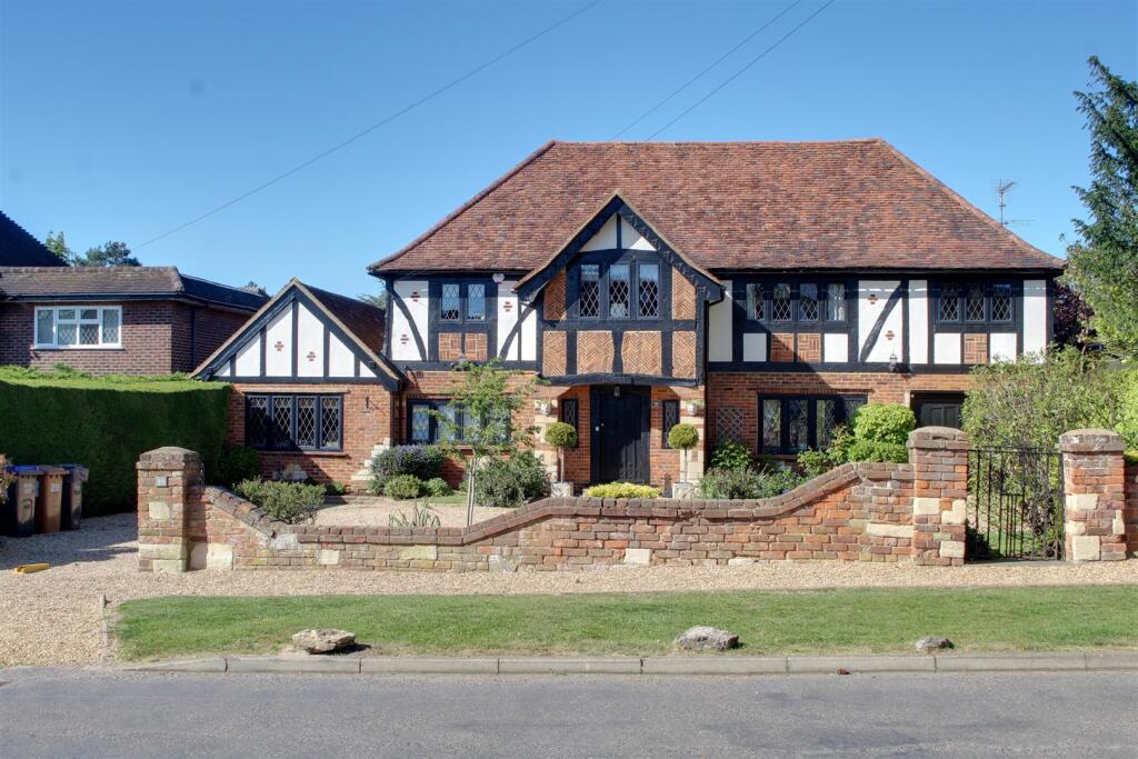 Main image of property: Brookmans Avenue, Brookmans Park