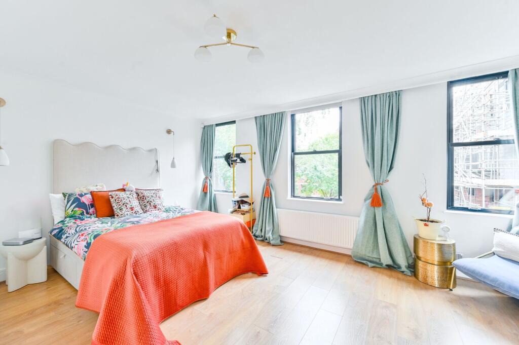 Apartment in London - View 4