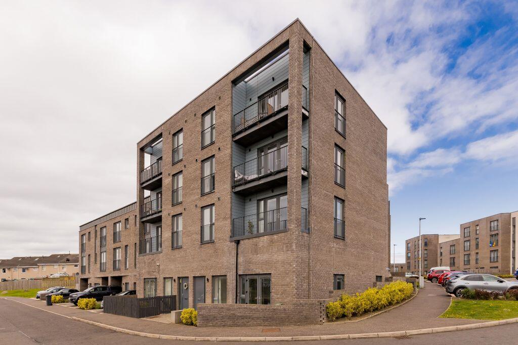 Main image of property: 18 Gaskell Street, Edinburgh, EH14 2AF