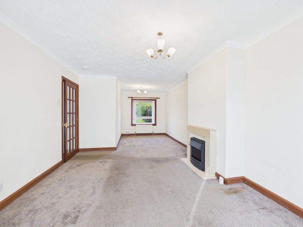 House in Bathgate, Boghall - More
