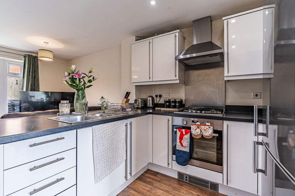 House in Beddau, Llantrisant - View 5