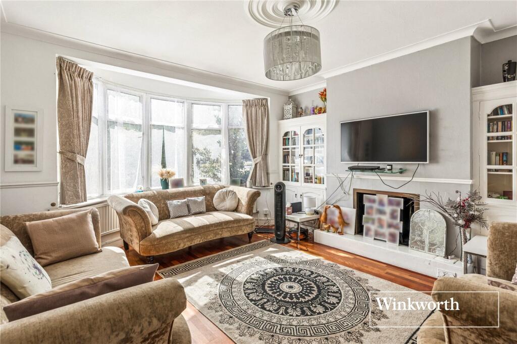 House in London - View 3