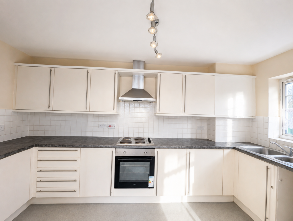 Apartment in Dartford - View 4