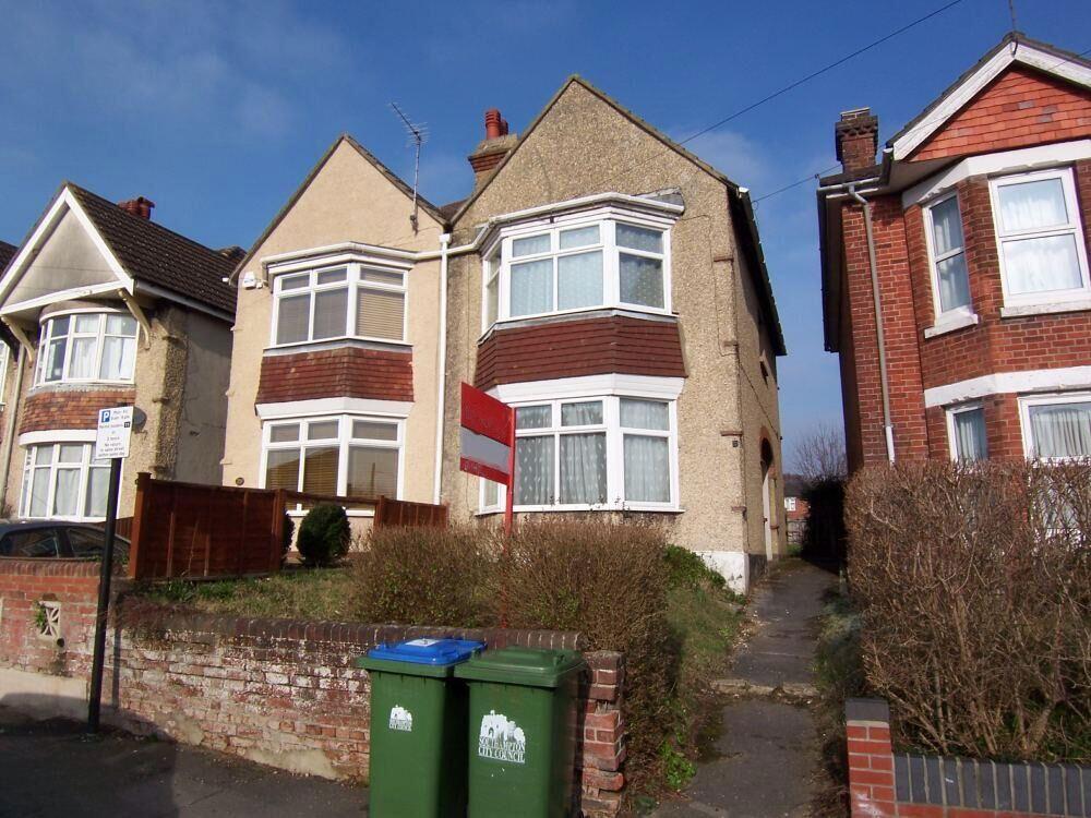 Main image of property: Broadlands Road, Southampton, Hampshire
