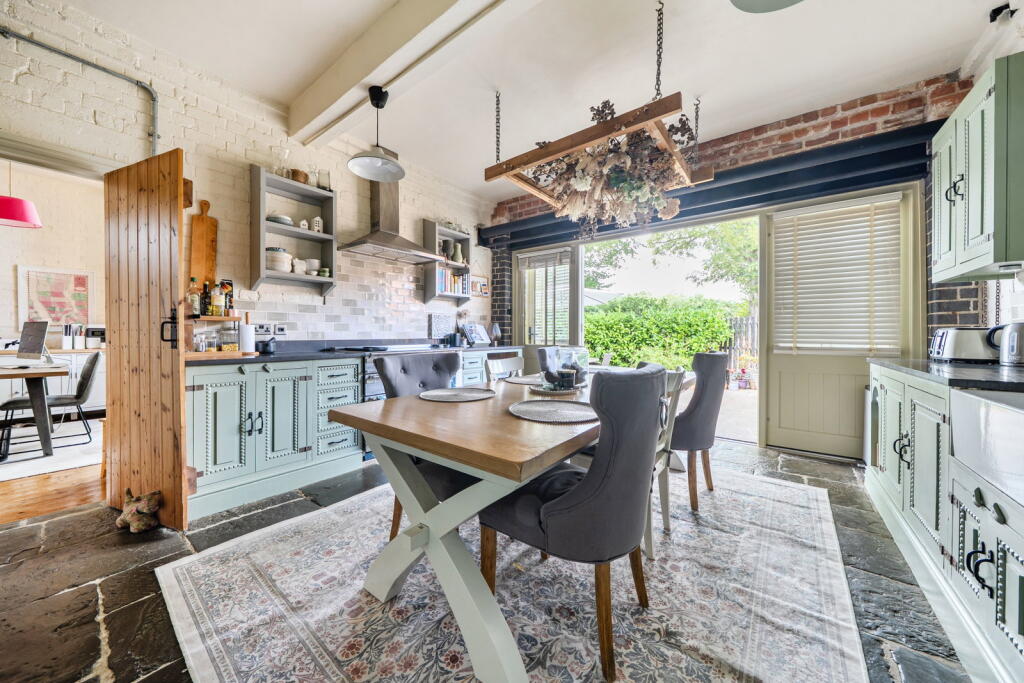 House in Leicester - View 5