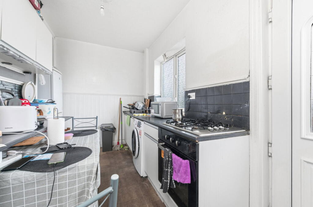 House in Leeds, Cavalier Hill, East End Park - View 4
