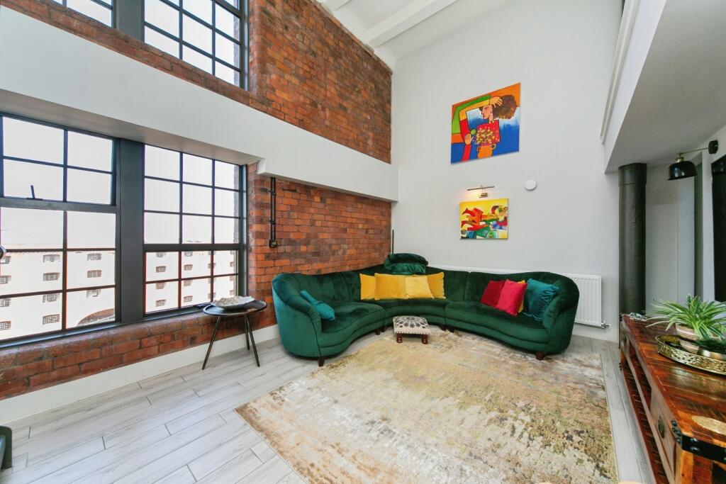 3-bed flat on 21 Regent Road, Liverpool, Merseyside, L3, £485,000
