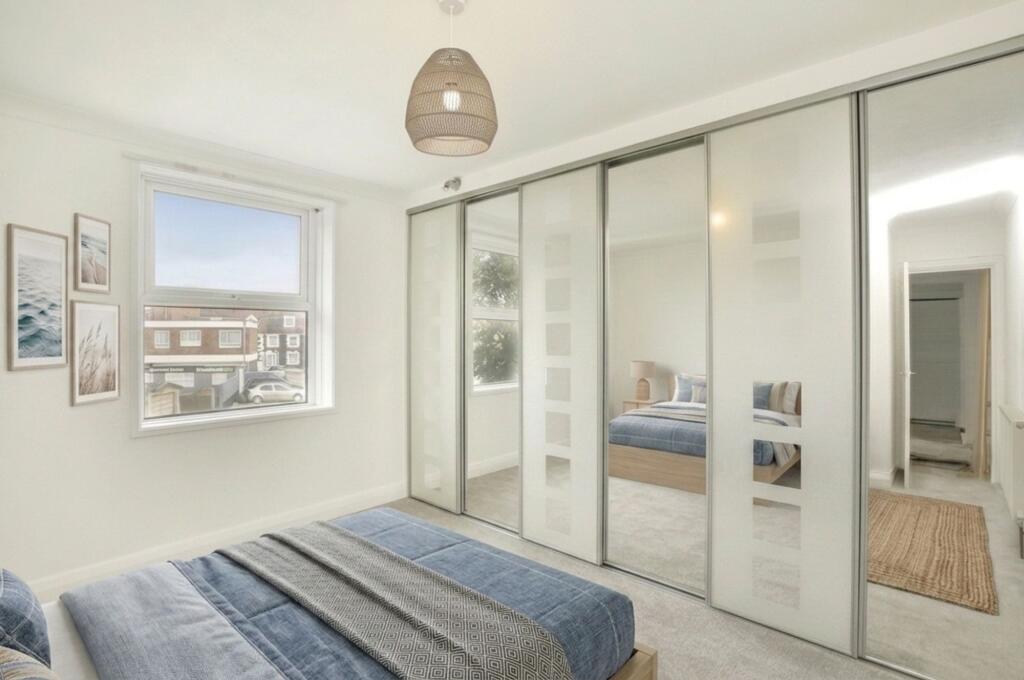 Apartment in Adur, Lancing - View 4