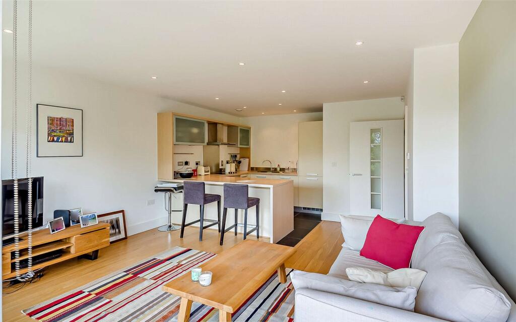 Main image of property: Kingfisher Way, Cambridge, Cambridgeshire, CB2