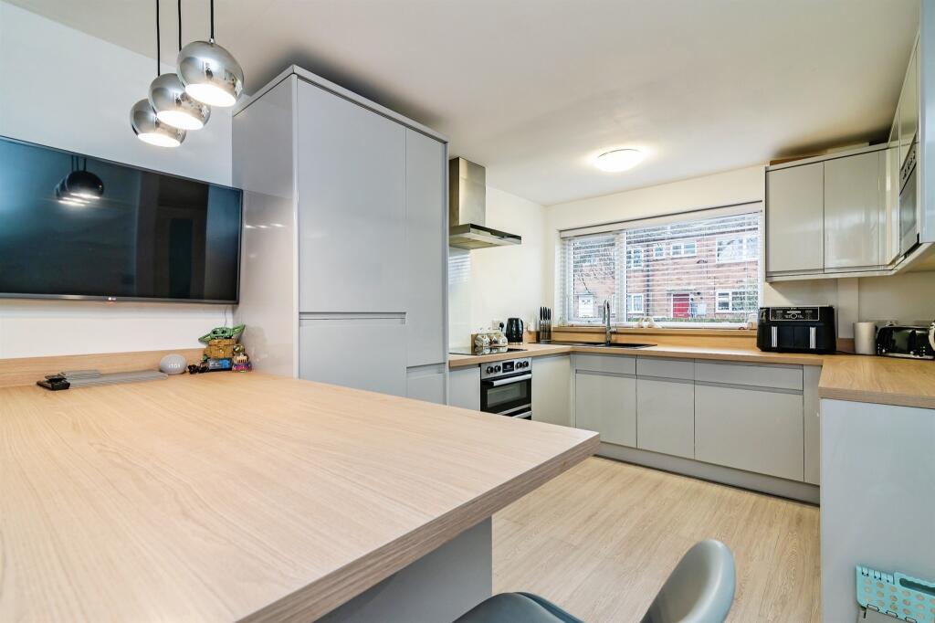 Main image of property: Stock Well, NOTTINGHAM