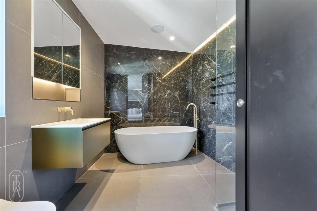 3 bedroom penthouse for rent