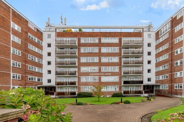 Main image of property: Regents Park Road, London