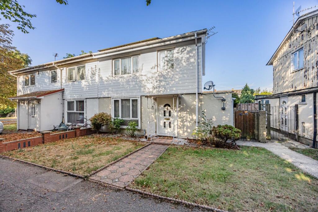 Main image of property: Harcourt Road, Wantage, Oxfordshire, OX12