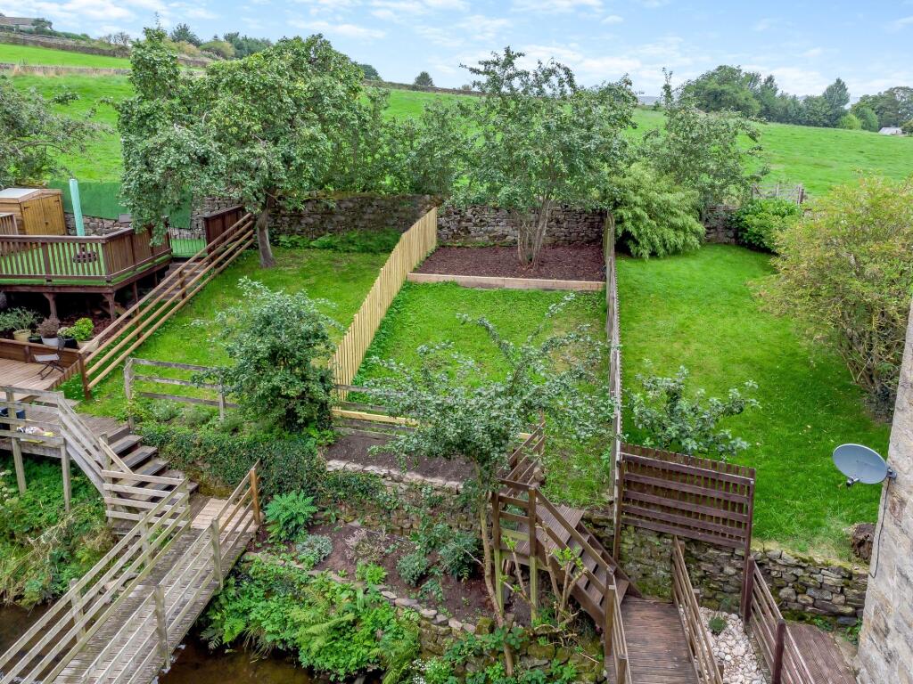House in Harrogate - View 4