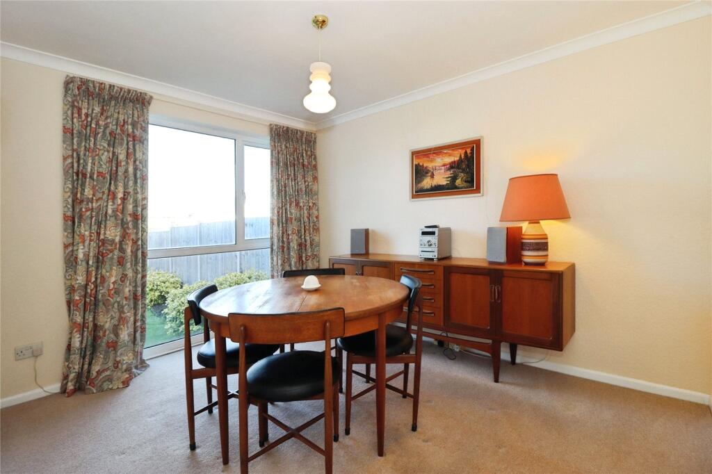 Station Close, Chipping Sodbury, Bristol, Gloucestershire, BS37 photo 3