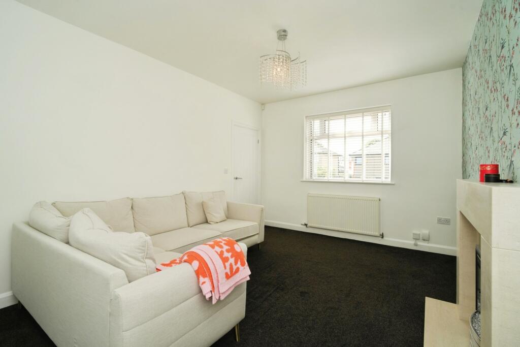 House in Burnley, Lancashire - View 4