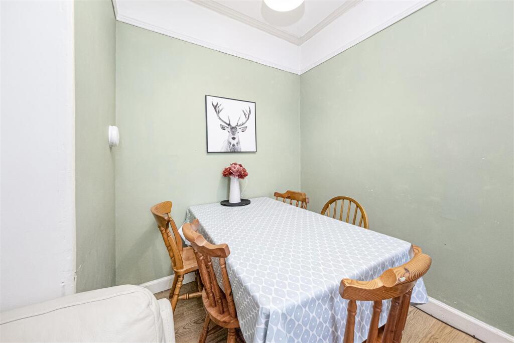 House in Kirkcaldy - More