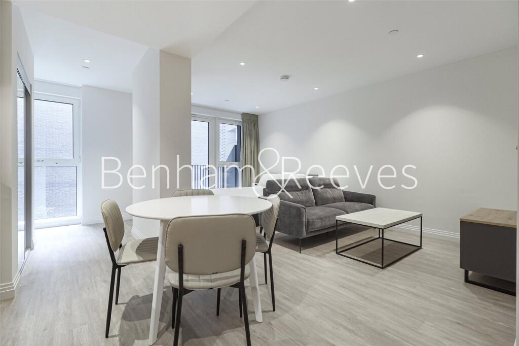 Main image of property: Gasholder Place, London, SE11