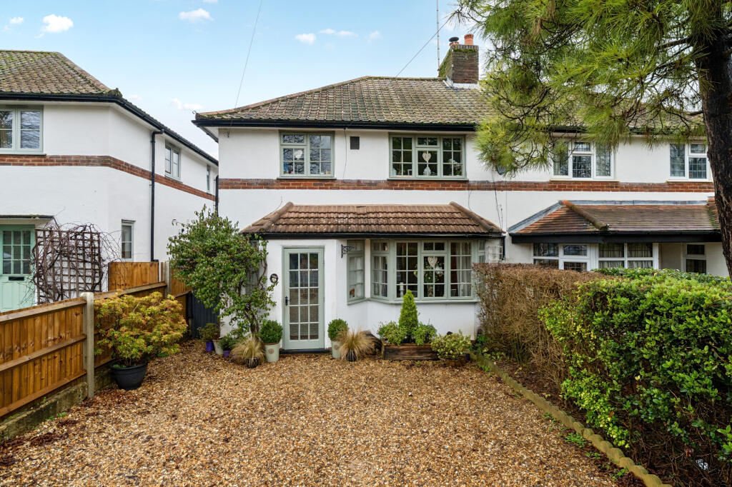 Main image of property: Marford Road, St. Albans, AL4
