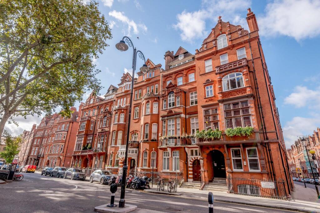 Main image of property: Cadogan Gardens, London