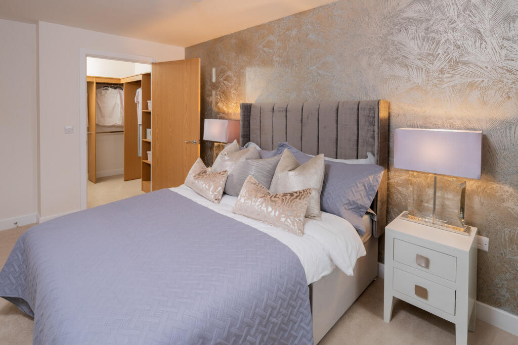 Apartment in Dorchester - View 3