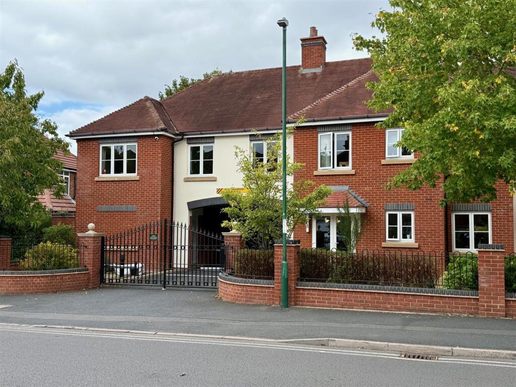 Main image of property: Union Road, Shirley, Solihull